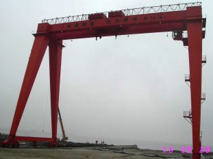 ME型100t+100t-36m造船門(mén)式起重機(jī)（楓葉海運(yùn)船廠(chǎng)）